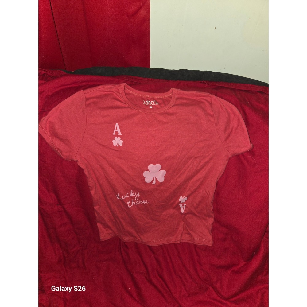 B3. Vinyl Threads Womens XL Red Lucky Charm Ace Playing Card Graphic Tee Shirt